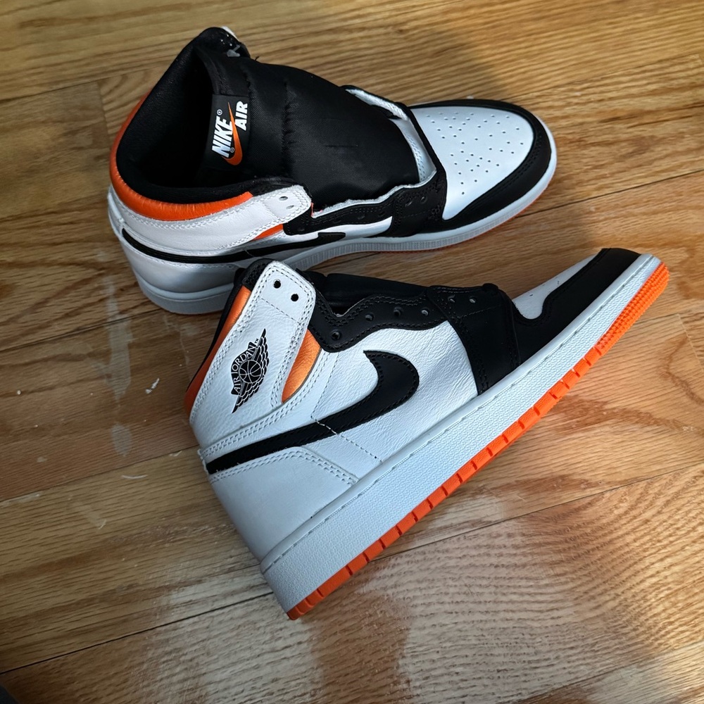 Jordan 1